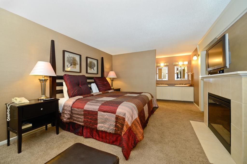 Americas Best Value Inn And Suites Overland Park Chambre photo
