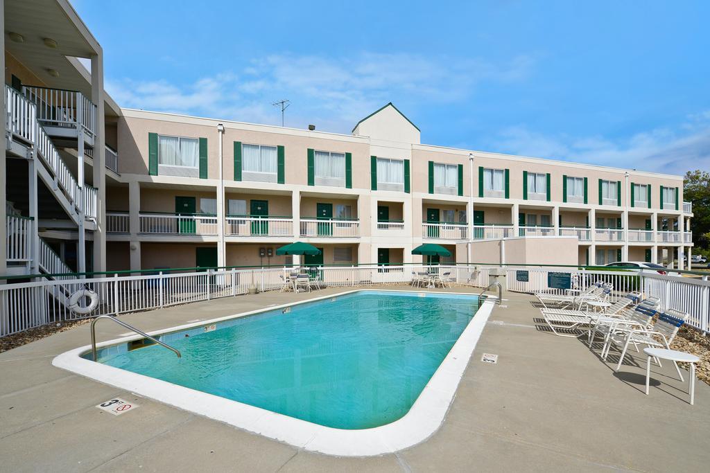 Americas Best Value Inn And Suites Overland Park Facilités photo